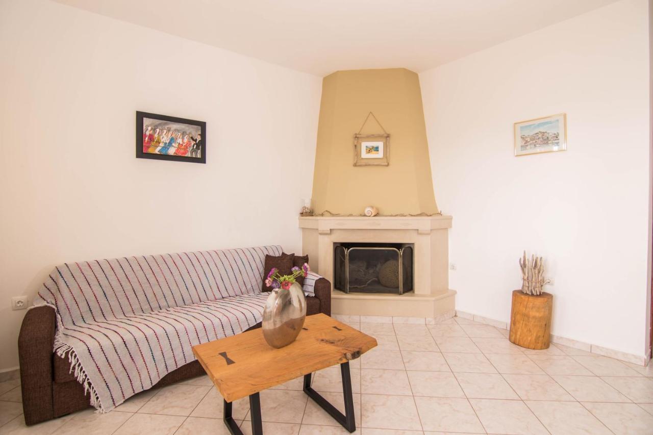 Fedra Apartments, View, Free Parking, 2Mins To Beach Palekastro Buitenkant foto