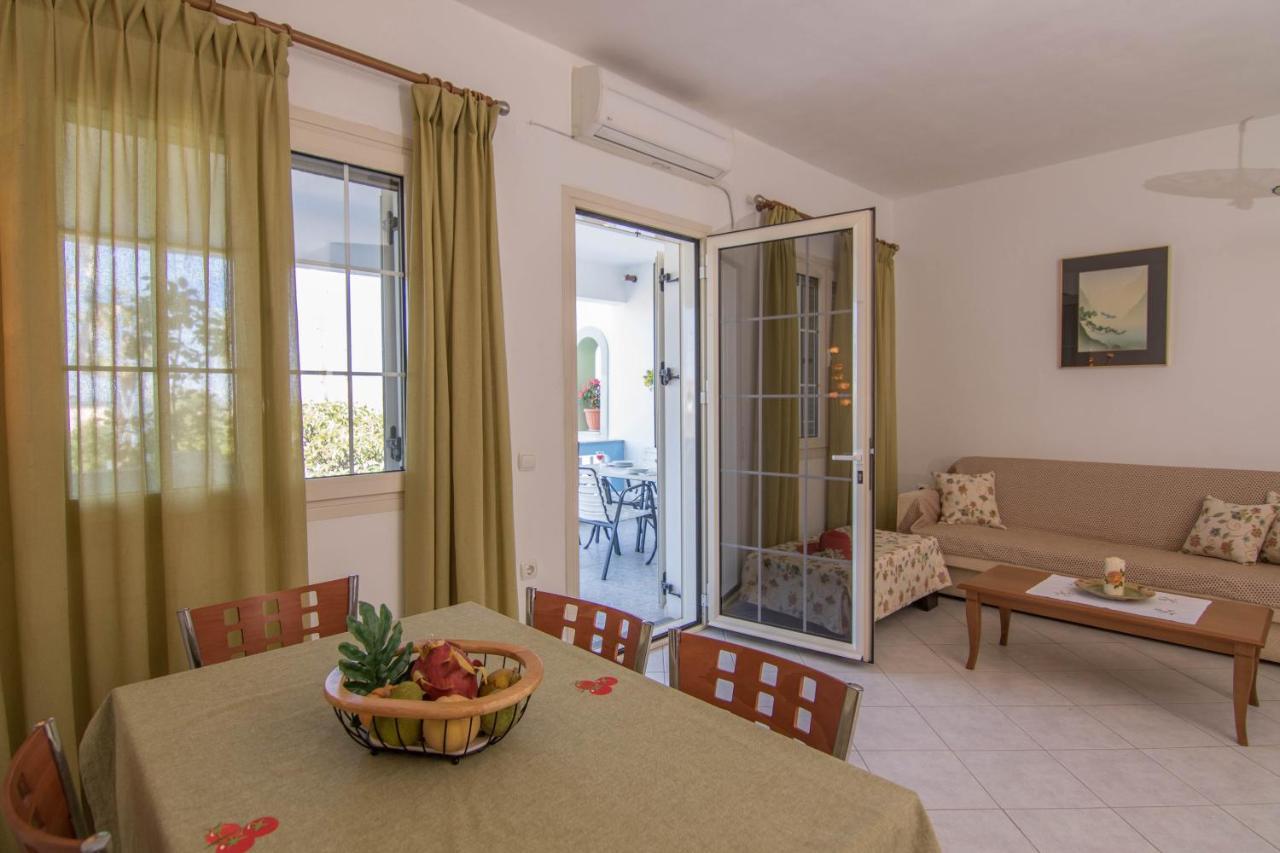 Fedra Apartments, View, Free Parking, 2Mins To Beach Palekastro Buitenkant foto