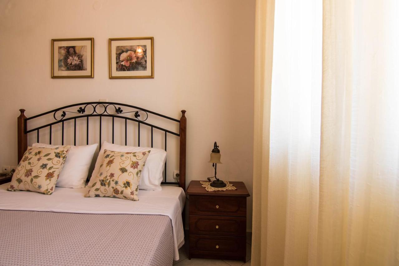 Fedra Apartments, View, Free Parking, 2Mins To Beach Palekastro Buitenkant foto
